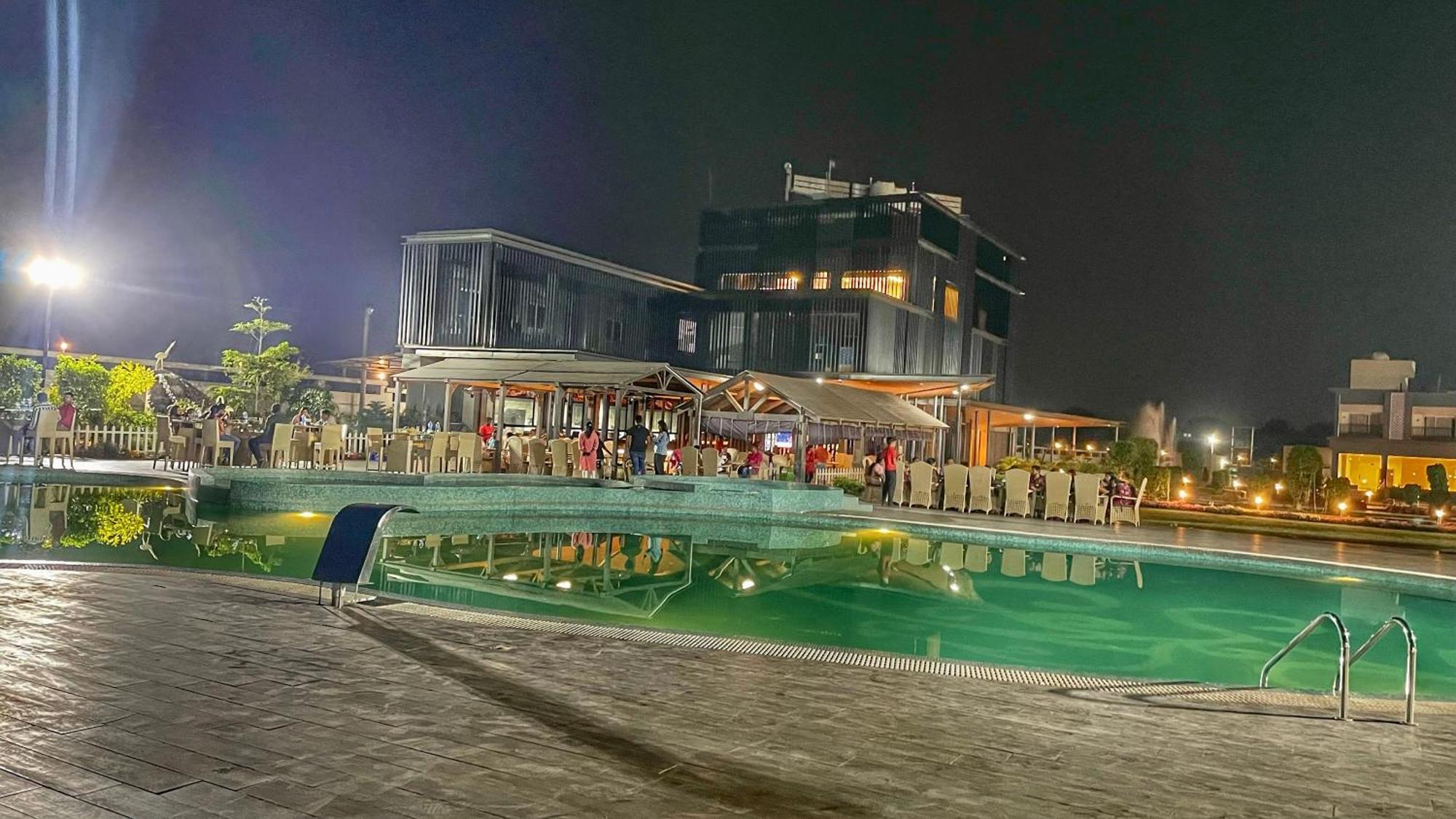 Kanke Resort Rātu Exteriér fotografie
