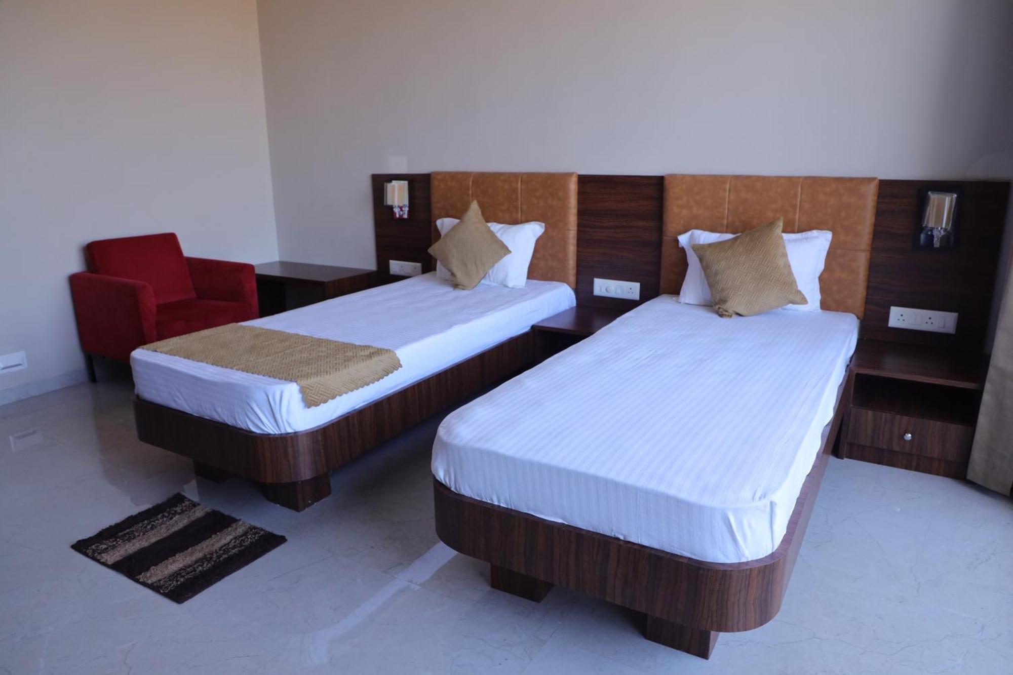 Kanke Resort Rātu Exteriér fotografie